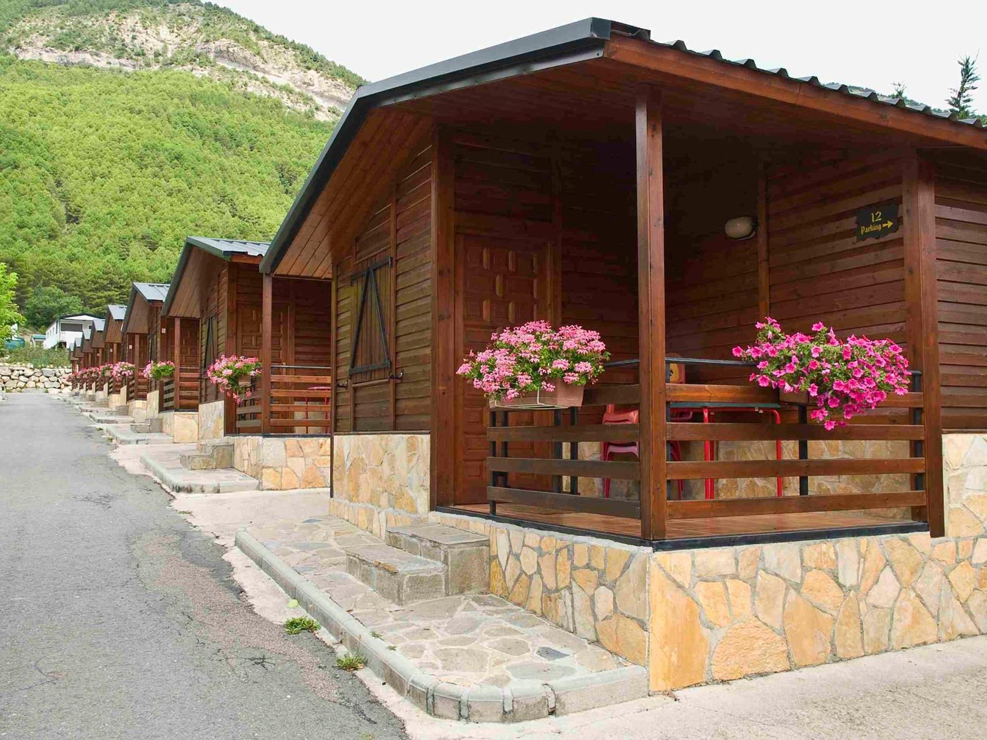 Camping Valle De Tena ซาบิญานิโก ภายนอก รูปภาพ